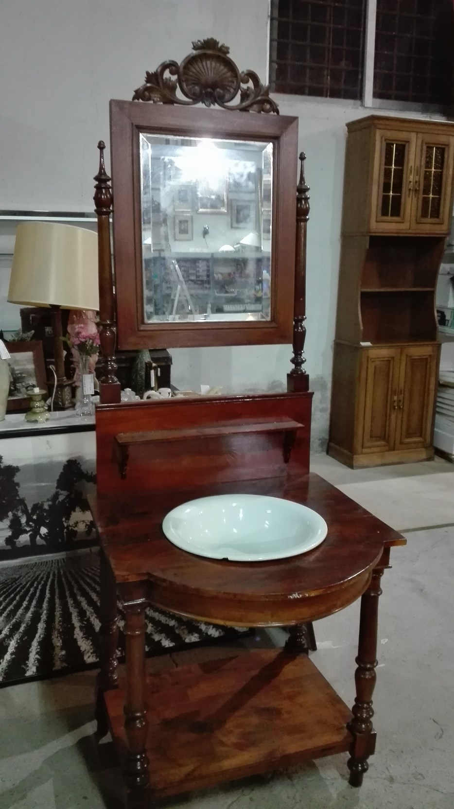 Antiguo Aguamanil o Palanganero Mod. Villoria