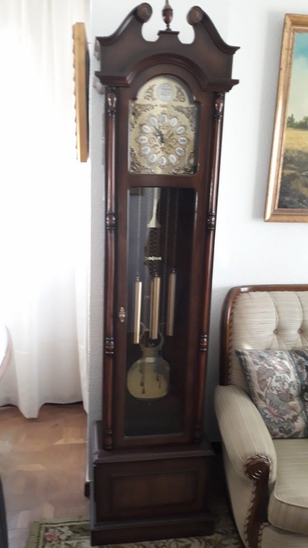 Reloj de pie Tempus Fugit